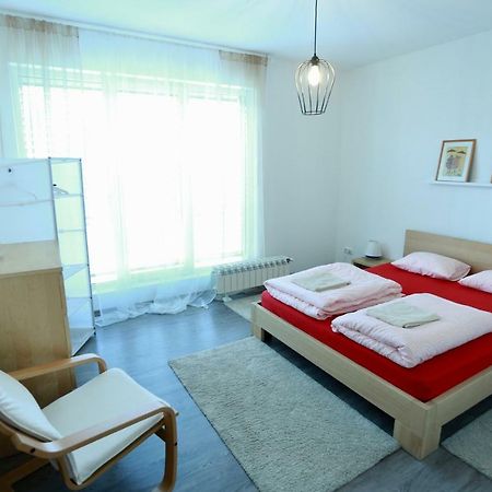 Sentis Otel Ujgorod Dış mekan fotoğraf