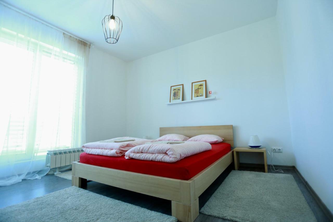 Sentis Otel Ujgorod Dış mekan fotoğraf